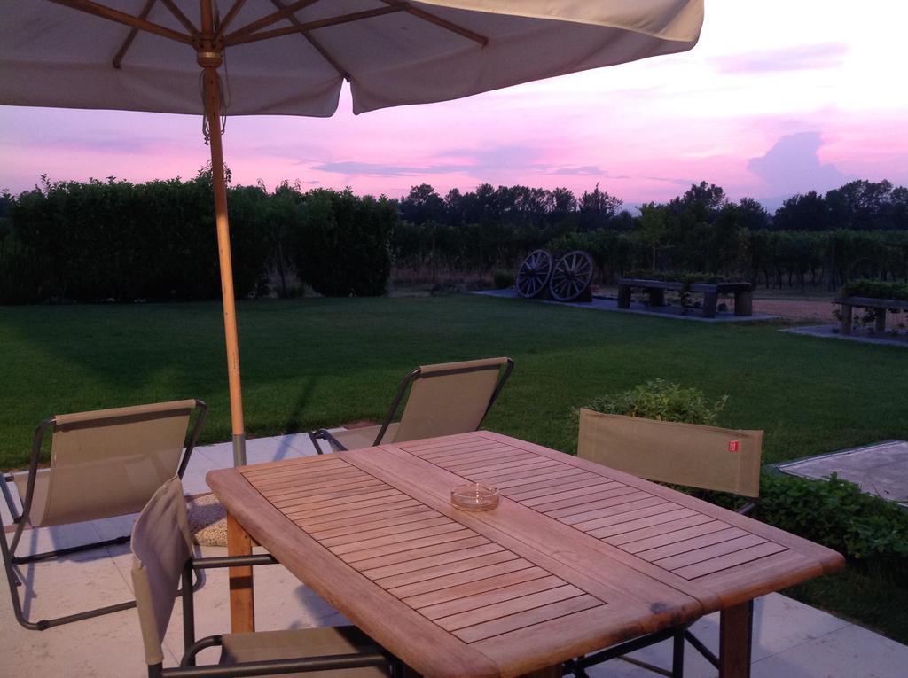 Massoni Bed And Breakfast Πεσκιέρα ντελ Γκάρντα Εξωτερικό φωτογραφία
