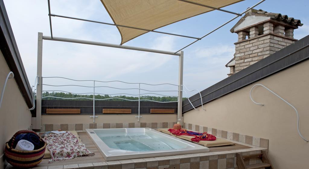 Massoni Bed And Breakfast Πεσκιέρα ντελ Γκάρντα Εξωτερικό φωτογραφία